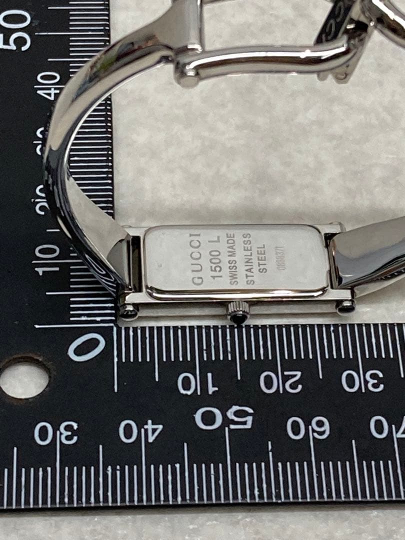 美品　GUCCI グッチ　腕時計　バングルウォッチ　レディース　ピンクシエル