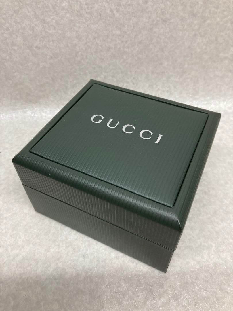 美品　GUCCI グッチ　腕時計　バングルウォッチ　レディース　ピンクシエル