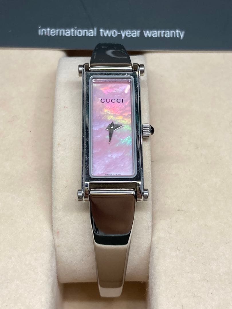 美品　GUCCI グッチ　腕時計　バングルウォッチ　レディース　ピンクシエル