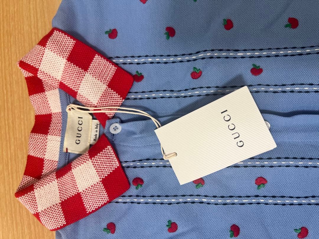 新品！タッグ付き！GUCCI グッチ　ガールズ　8歳　ワンピース　本物