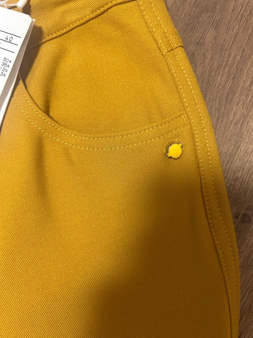 ピッコーネ　レディースパンツ　40サイズ