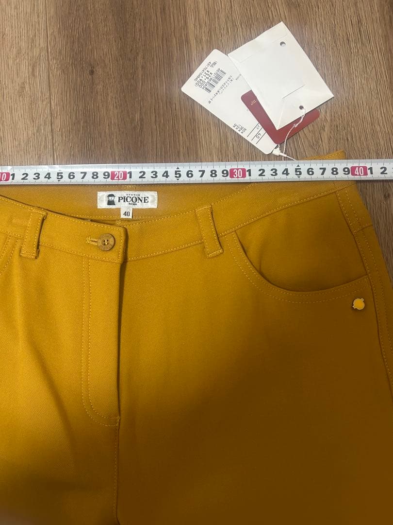 ピッコーネ　レディースパンツ　40サイズ