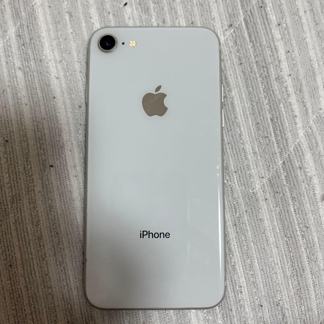 Apple iPhone 8 ホワイト