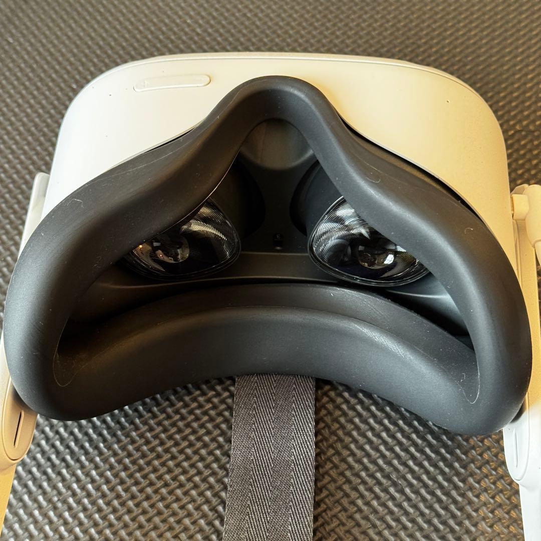 【美品】 Quest2 128 GB バッテリーヘッドバンド付き