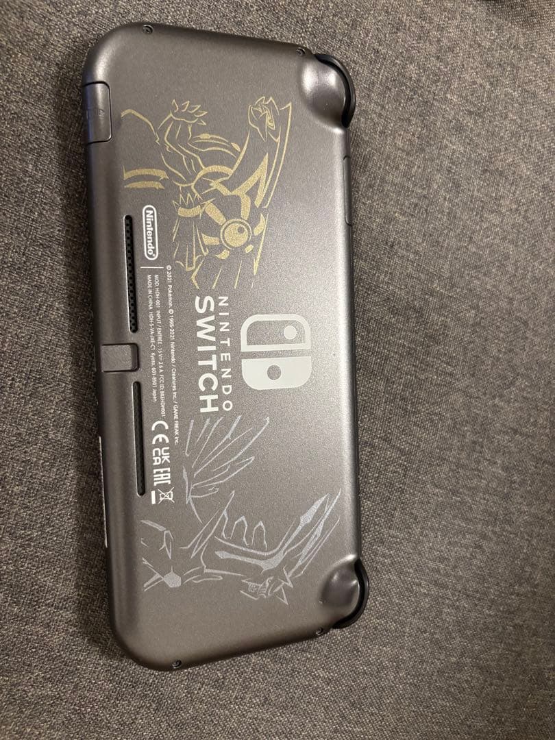 ニンテンドーSwitchライト　ディアルガパルキア