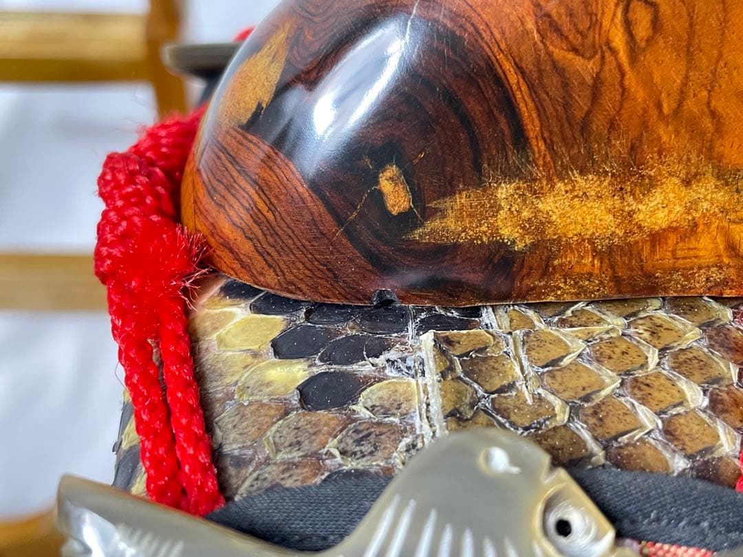 宮古木工芸 本皮1枚貼り/けやき棹 三線 与儀栄功作