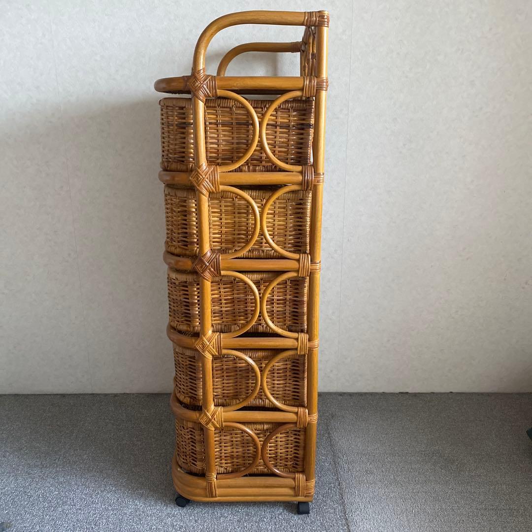 ファミリア　チェスト　棚　ラタン　籐　5000円＋送料8600円（250サイズ）