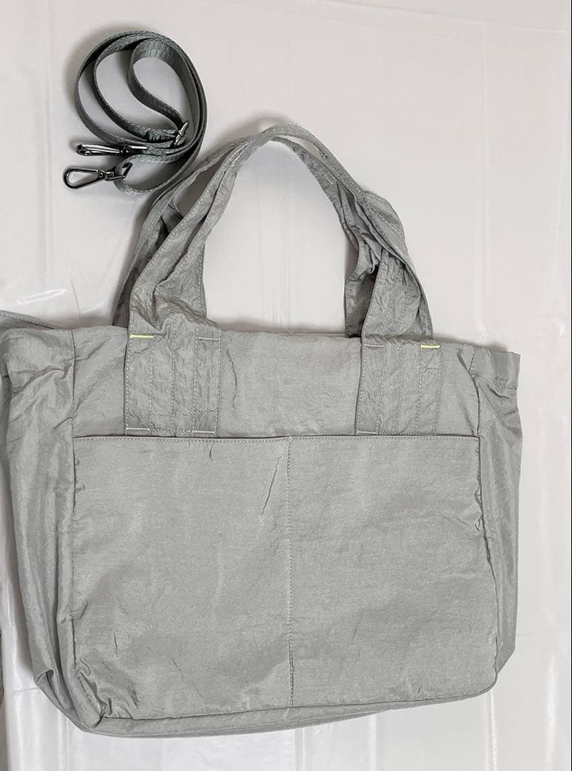 ear PAPILLONNER　ライトビッグトートバッグ