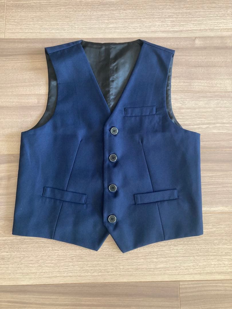 フォーマルスーツネイビー5点セット　ユニクロ　グリーンレーベル150キッズ卒業式