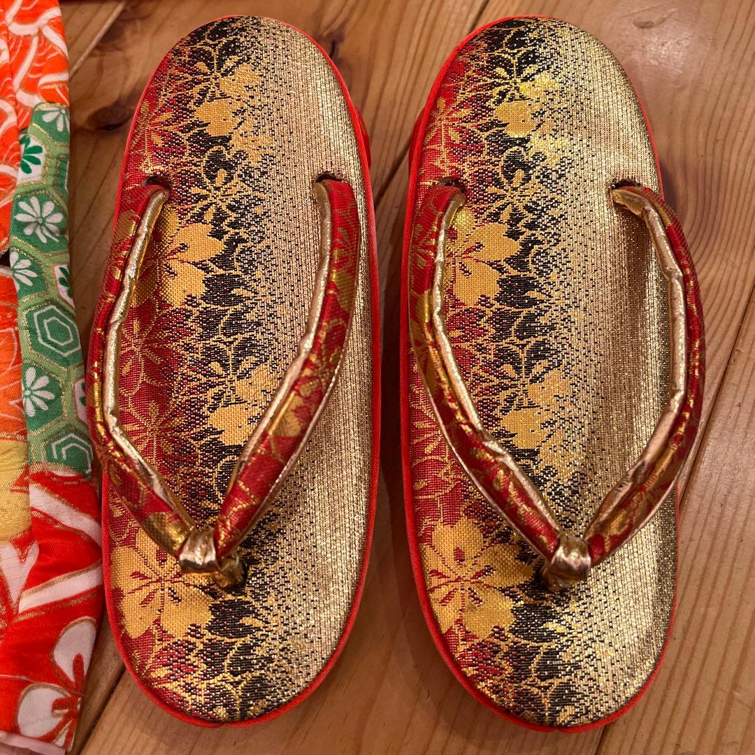 七五三 3歳 女の子 被布コートセット レトロモダン 赤系 花柄 フルセット