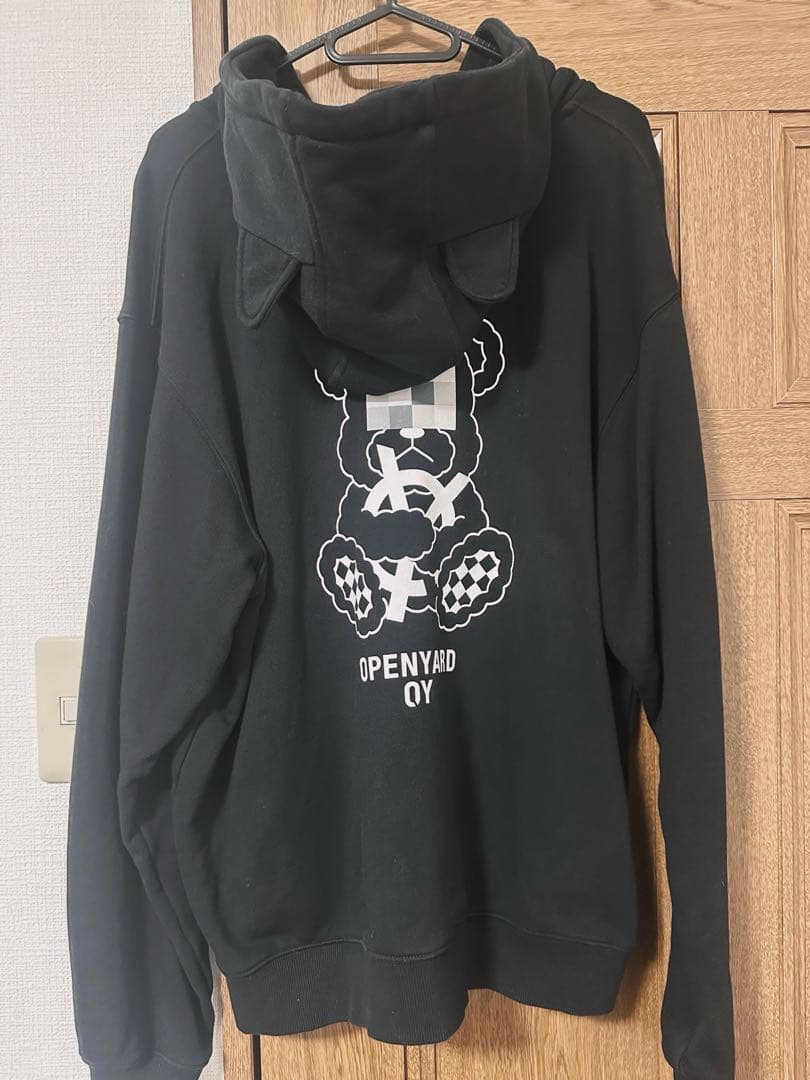 OY モザイクオードリーフーディージップアップ ブラック S