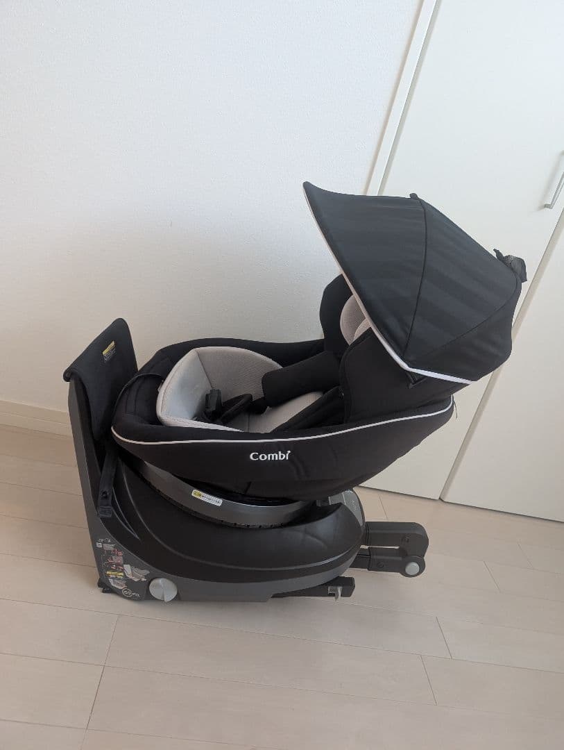 チャイルドシート combi クルムーヴスマート isofix