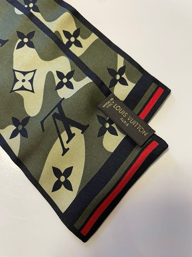 ルイヴィトン　カモフラージュ　スカーフ　村上隆