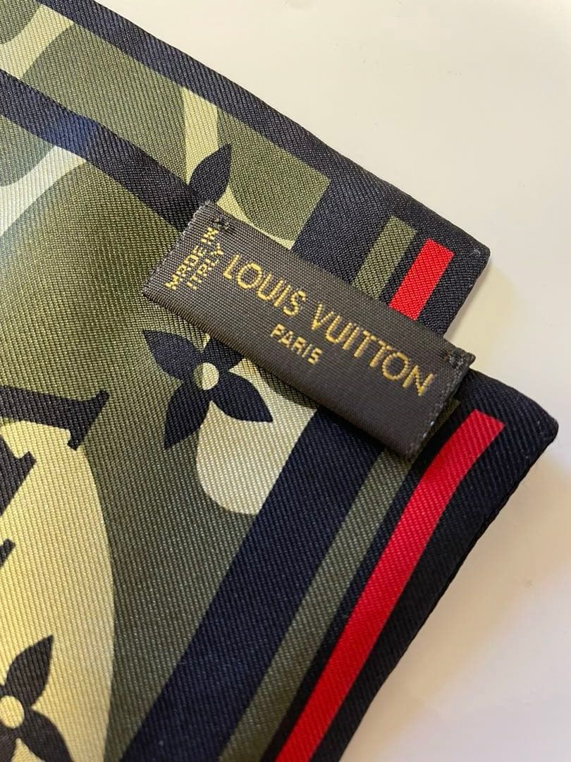 ルイヴィトン　カモフラージュ　スカーフ　村上隆