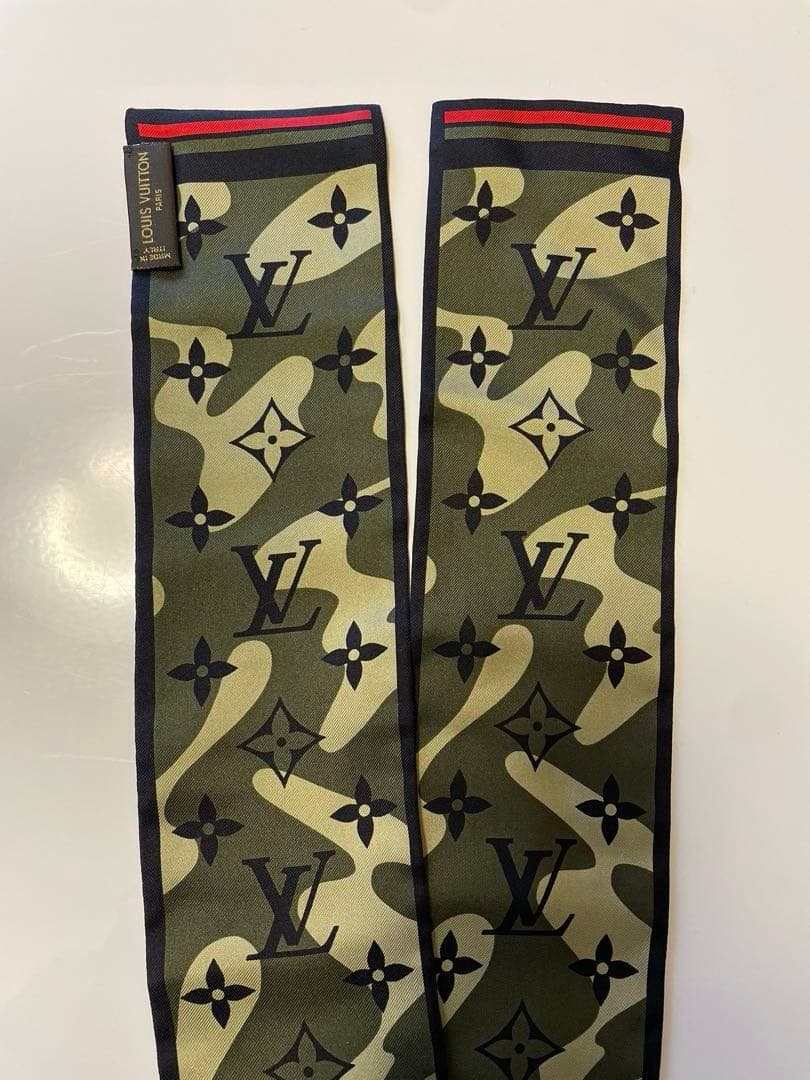 ルイヴィトン　カモフラージュ　スカーフ　村上隆