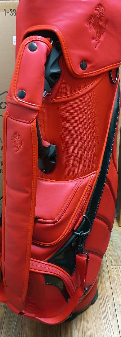 【希少】フェラーリ キャディバッグ ゴルフバッグ レッド カート型 5分割