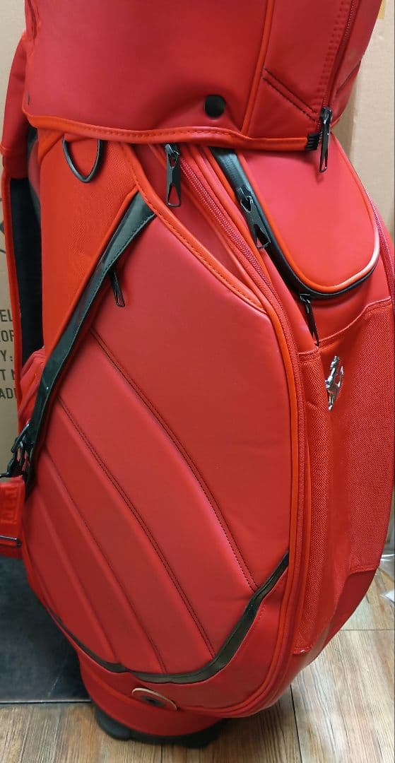 【希少】フェラーリ キャディバッグ ゴルフバッグ レッド カート型 5分割