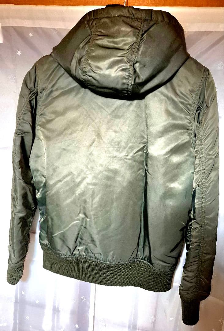 ALPHA IND. フーデッドリブフライトジャケット TA1049-076