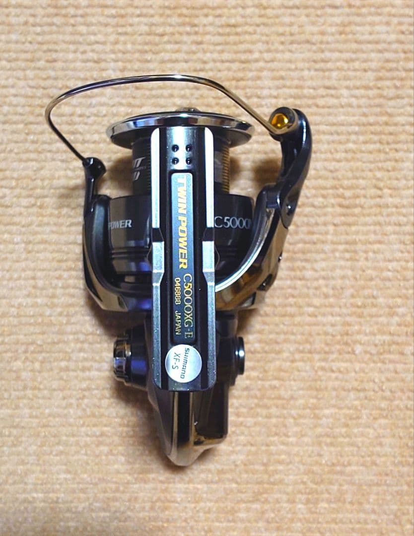 【新品未使用】24ツインパワーC5000XG　シマノ(SHIMANO)
