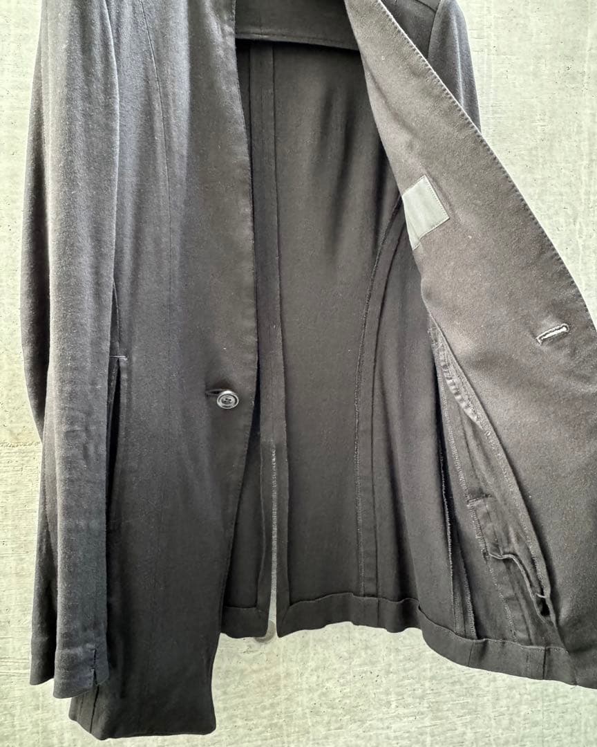 【MA_JULIUS エムエーユリウス】ノーカラージャケット