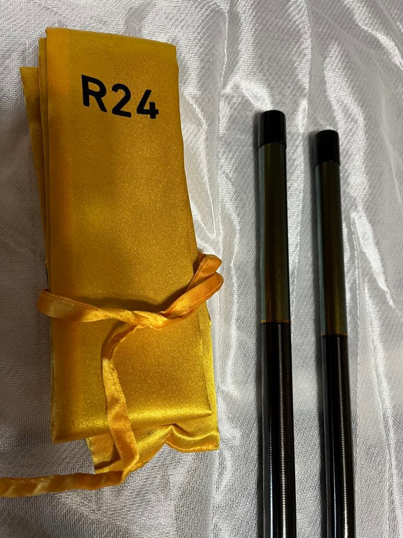 R24 ヘラブナ竿 収納袋付き