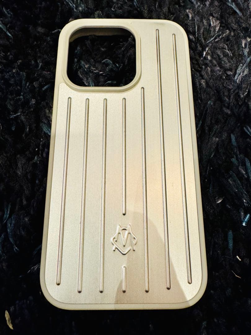 RIMOWA iPhone15pro ケース