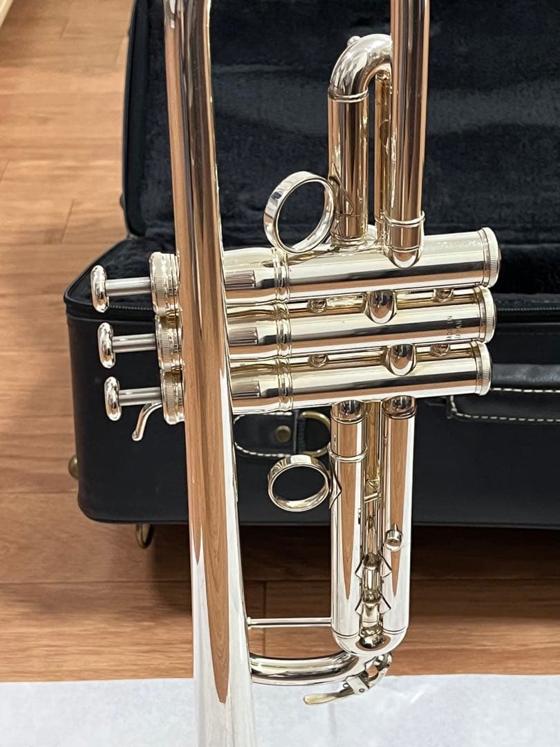 ヤマハトランペットXeno series Trumpets YTR-8335R