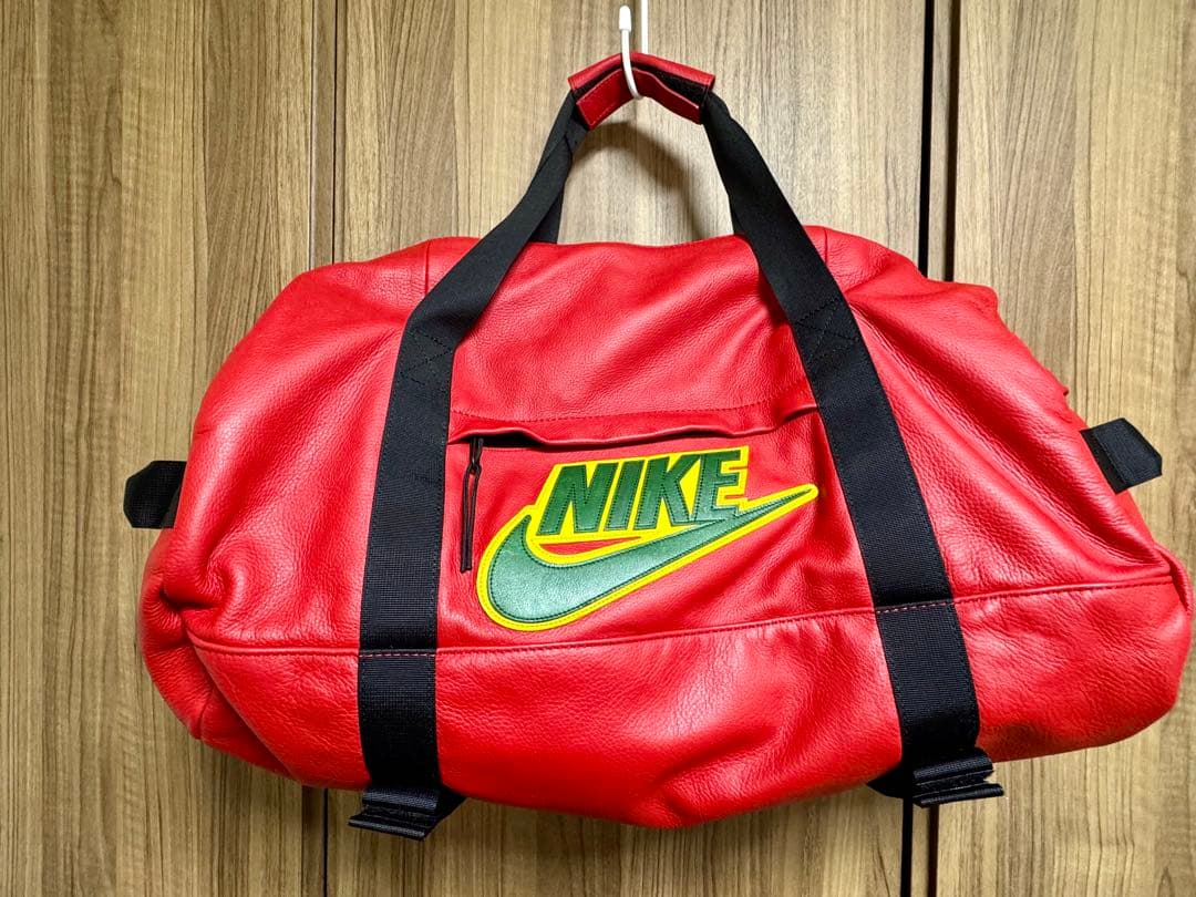 Supreme NIKE シュプリーム ナイキ ボストンバッグ レザー 赤