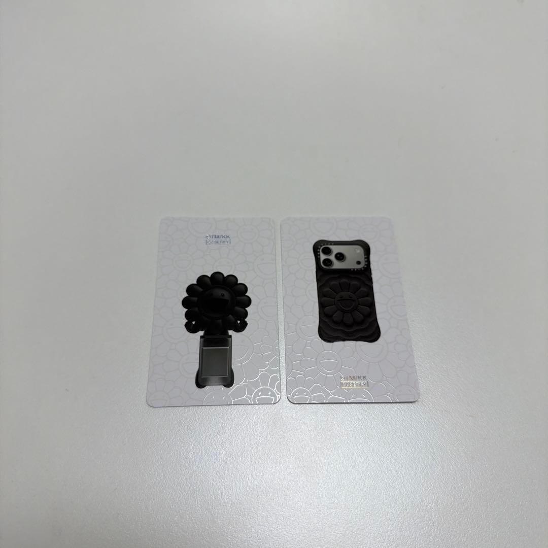 【村上隆 x CASETiFY】FLOWERS BLOOM BLACK フィギア