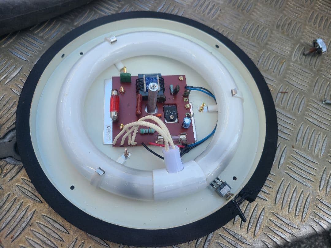 カルフォルニア　バーニング　シャンデリア