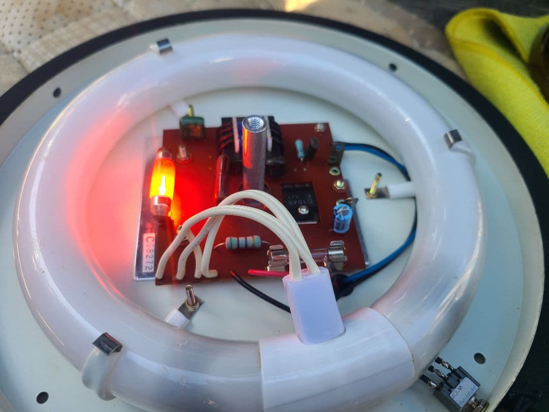 カルフォルニア　バーニング　シャンデリア