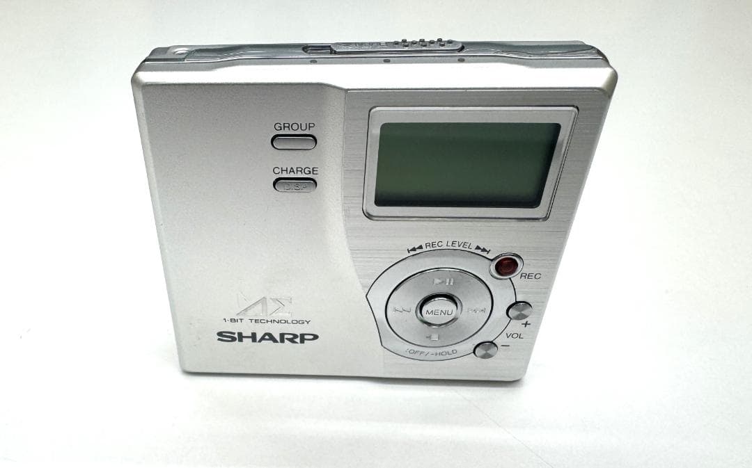 ★SHARP ポータブルMDプレーヤー Auvi MD-DR77