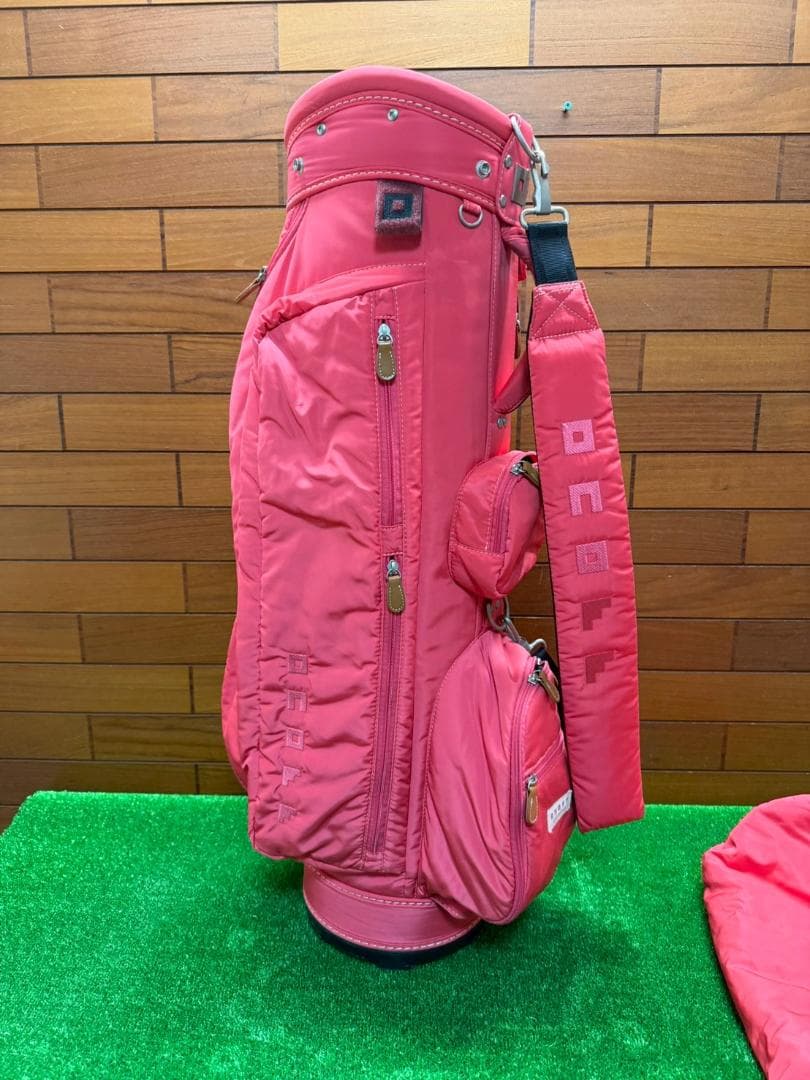 オノフ　ゴルフバッグ・キャディバッグ