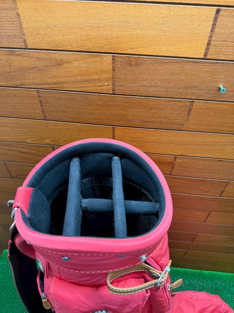 オノフ　ゴルフバッグ・キャディバッグ