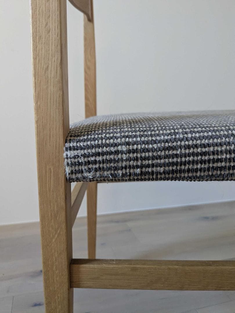 宮崎椅子製作所　Menu メニューサイドチェア