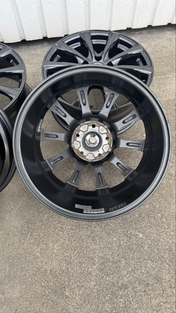 t*a様 17インチホイール　アルヴェル・セレナ