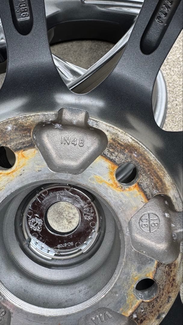 t*a様 17インチホイール　アルヴェル・セレナ