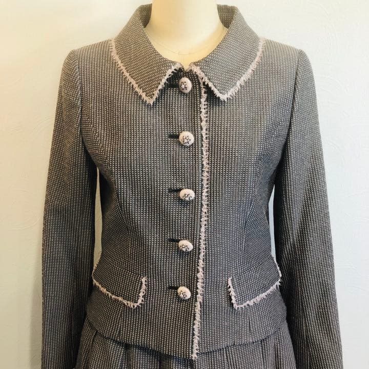 ✨90%OFF✨Rene★ルネ イタリア製生地のスーツ