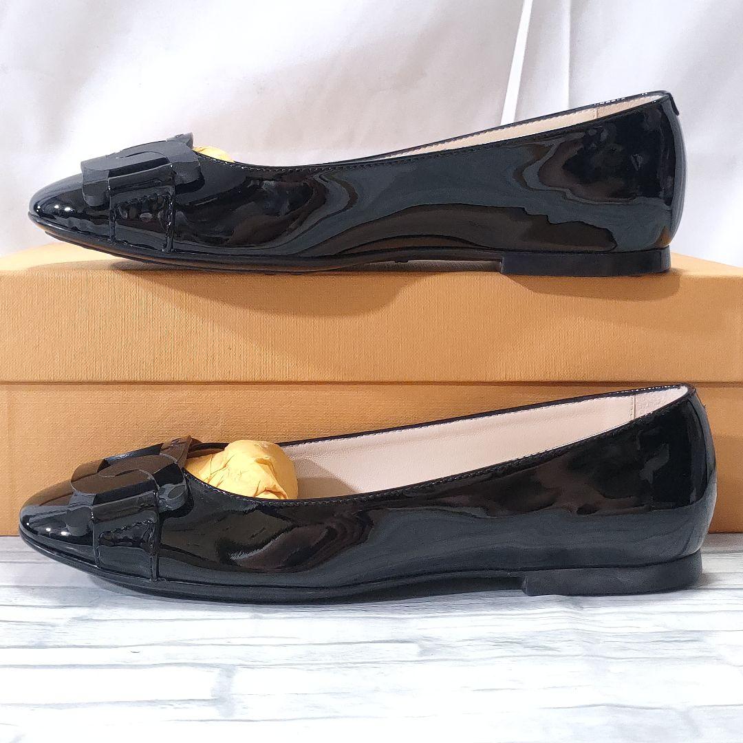 箱付き美品✨TOD'S　ケイト　エナメルフラットパンプス　黒　チェーン　35.5