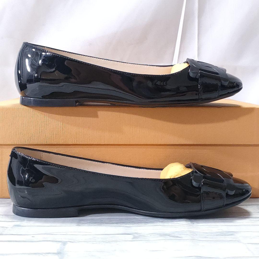 箱付き美品✨TOD'S　ケイト　エナメルフラットパンプス　黒　チェーン　35.5