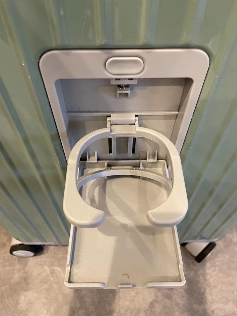 リベティ多機能キャリーケース【エナメルカーキSサイズ】66