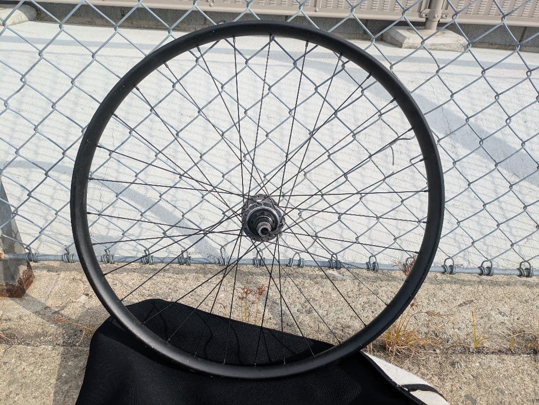 Kuwaharaディアボロ　 Stans　Flow　mk4手組み29erホイール