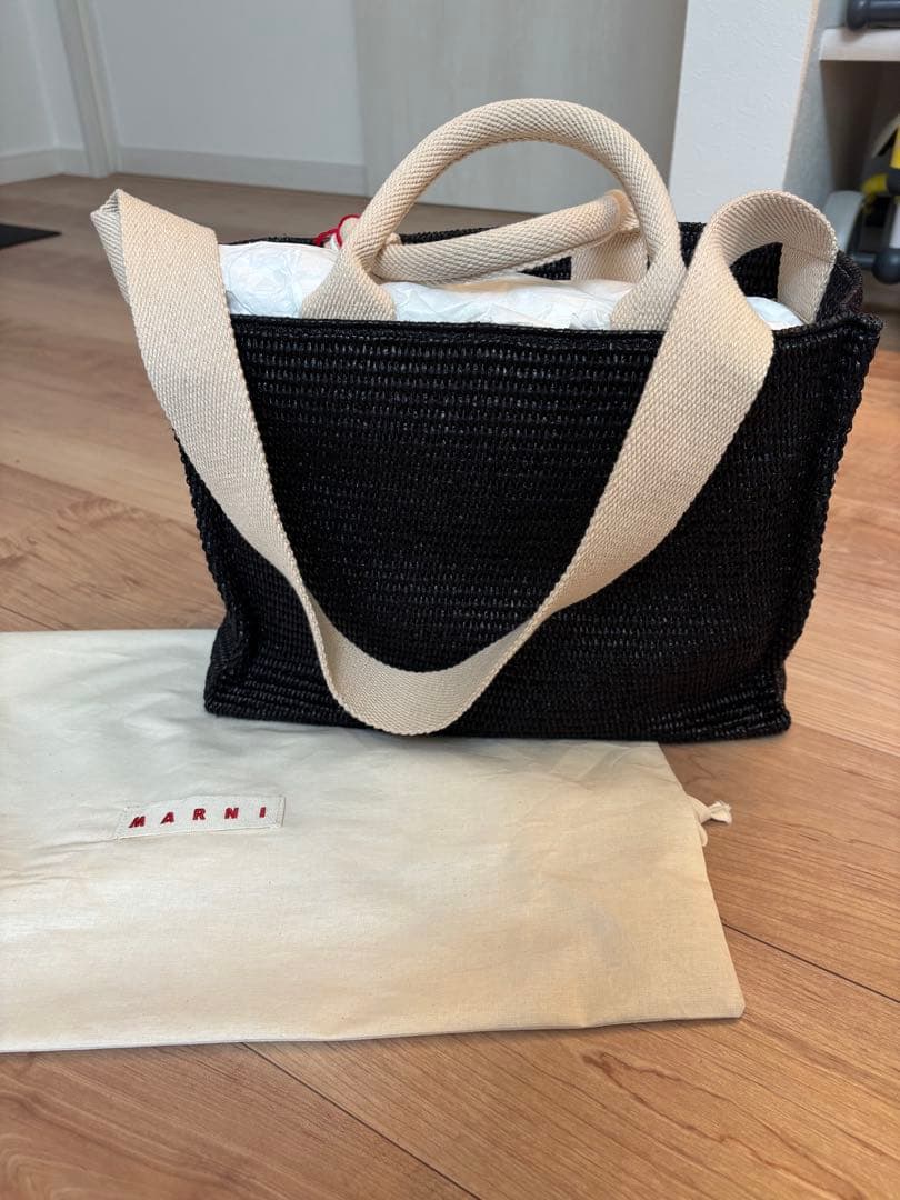 MARNI 黒 かごバッグ 保存袋付き