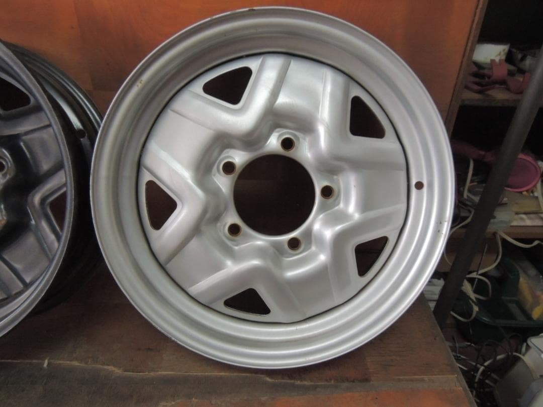 C15　ジムニー　純正スチールホイール　4本　1本リムに傷有り