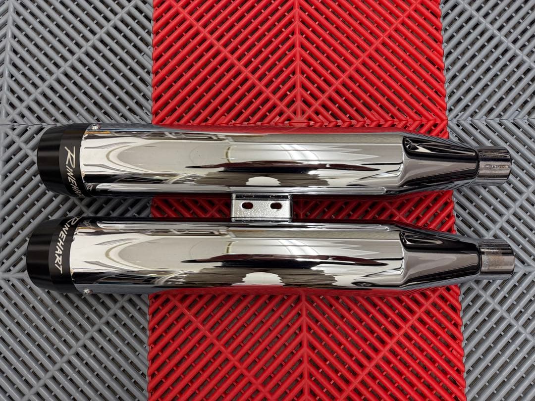 美品　ハーレー ラインハート　ブレイクアウト　3.5インチ マフラー　FXBR