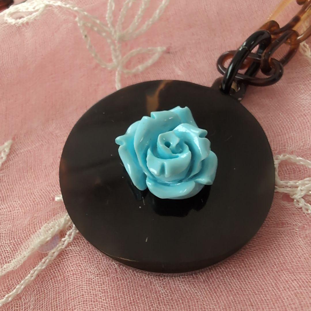 ★お値下げ★本鼈甲ターコイズ薔薇モチーフ付きペンダント