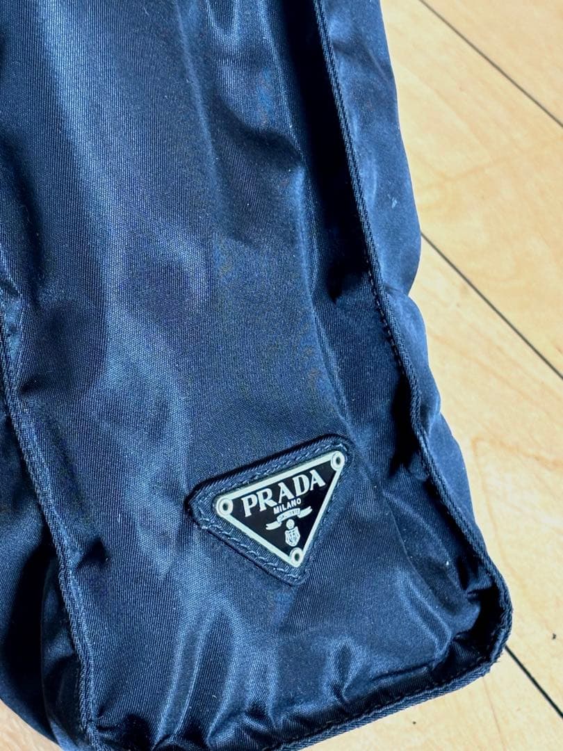 プラダトートバッグ