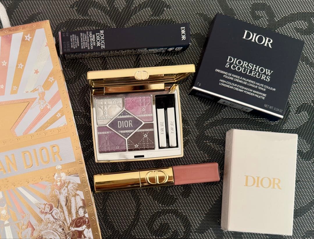 Diorサンククルール912 シークインリキッド220 ノベルティセット