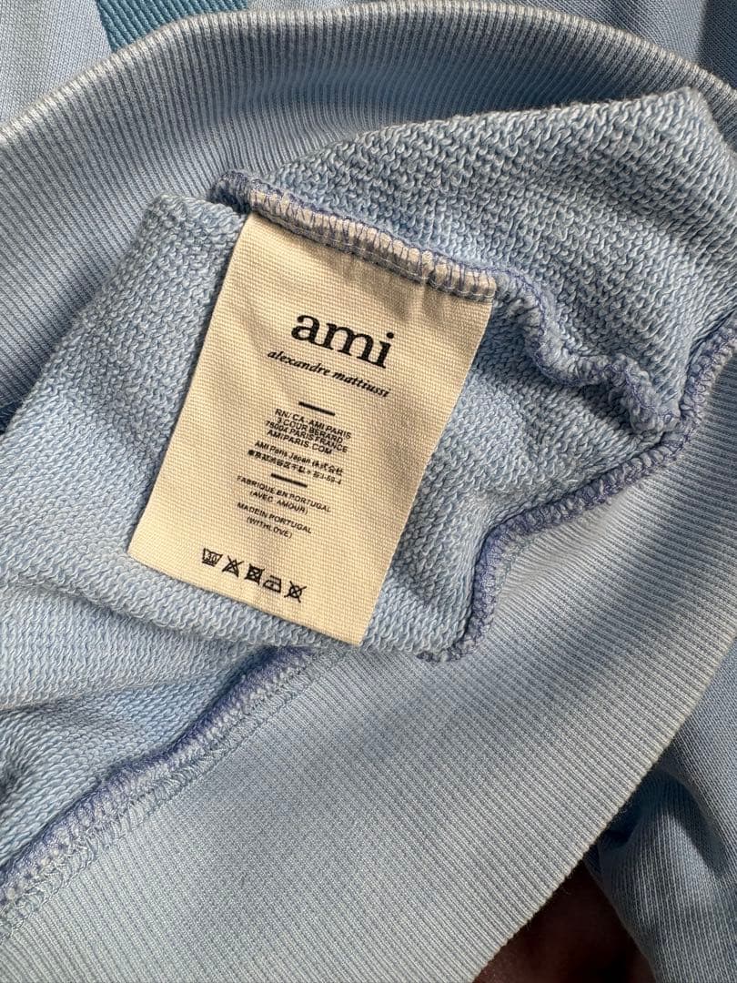 AMI PARISトレーナー スウェット 水色