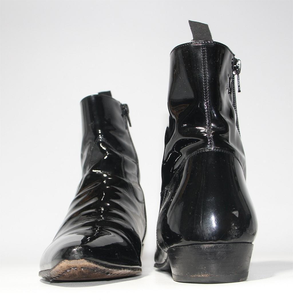 ク*ン様 サンローランパリ ショートブーツ 442221 黒 ブラック エナメル